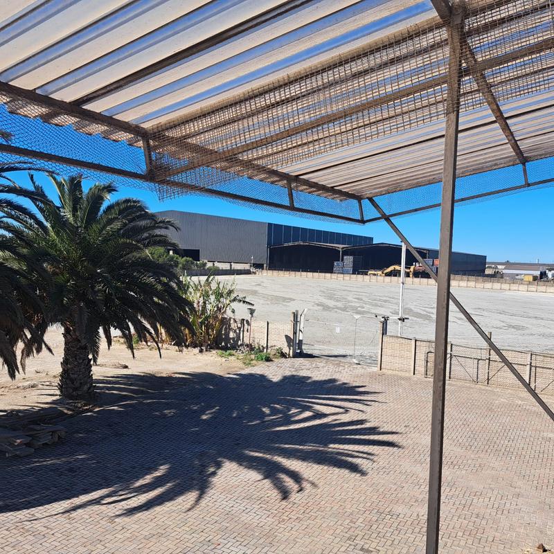 To Let commercial Property for Rent in Markman Industrial Eastern Cape